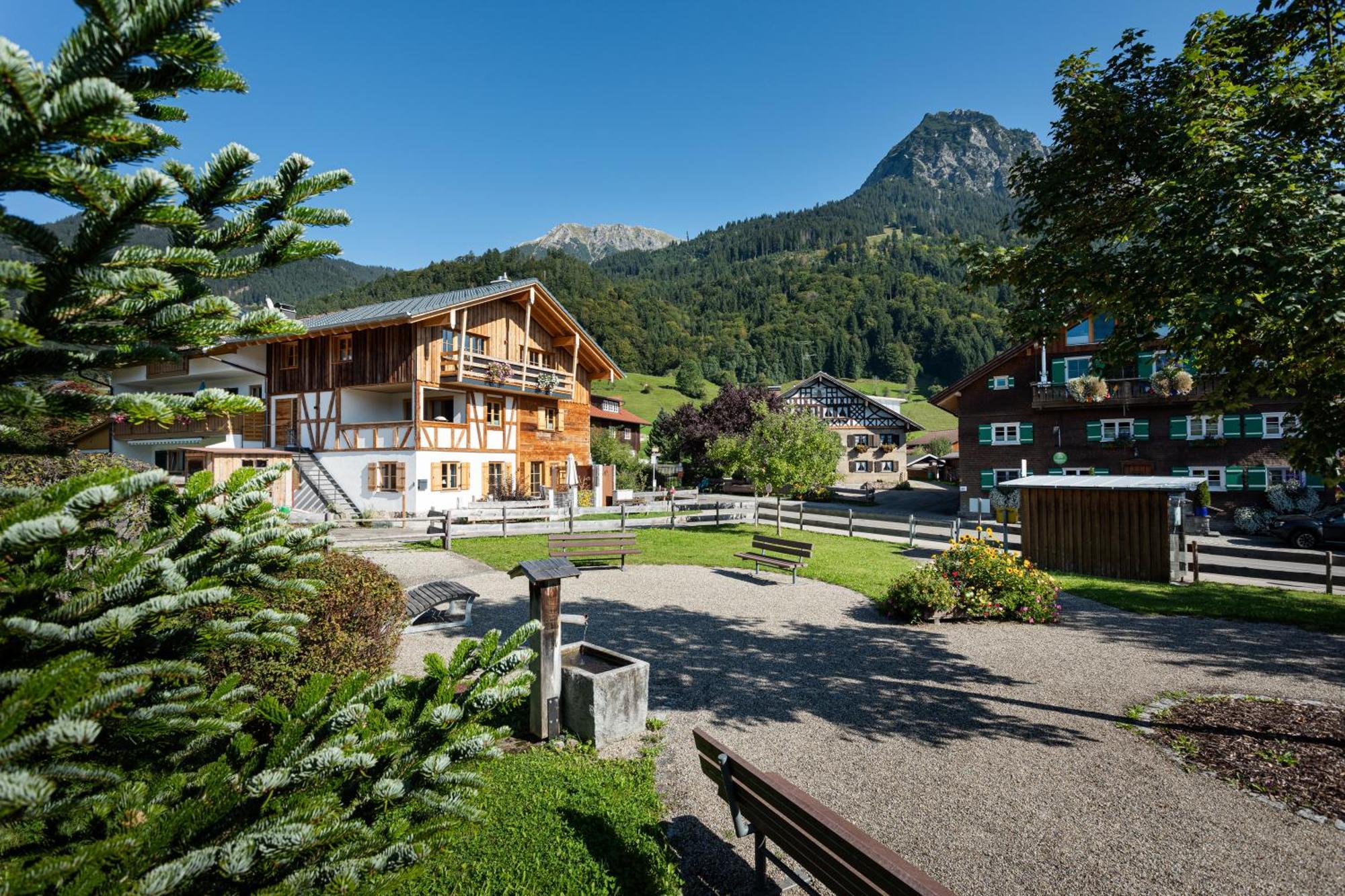 Fewo am Dorfplatz Oberstdorf Exterior foto